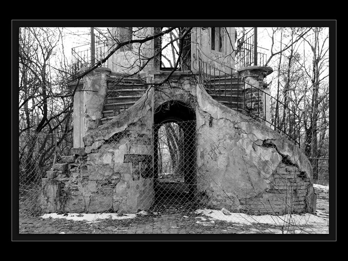 Čínský pavilonek 17
Keywords: Cibulka