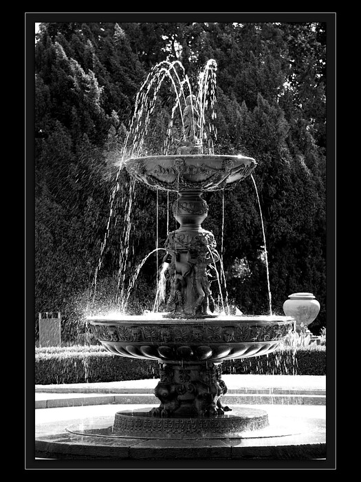 Spoutaná kráska
Keywords: 3D svět Země