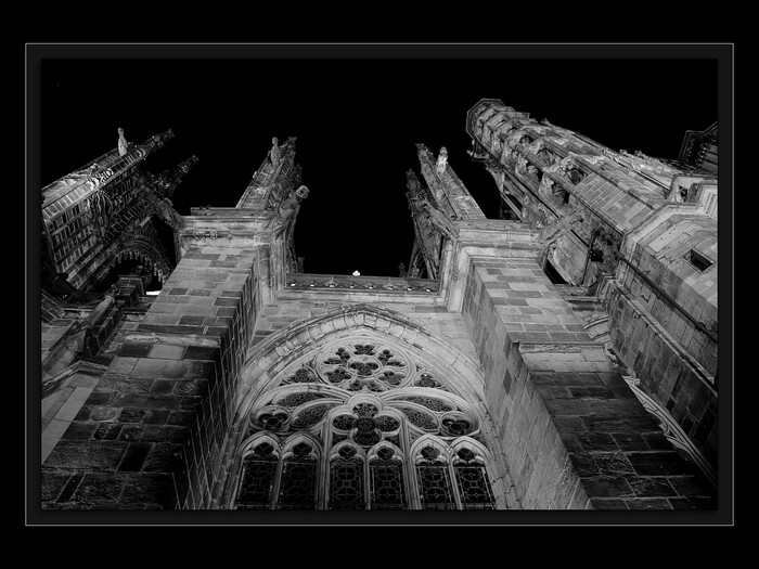 Vědomí velkého
Keywords: katedrála;galaktická transformace 2012;vzestup;hvězdné vědomí