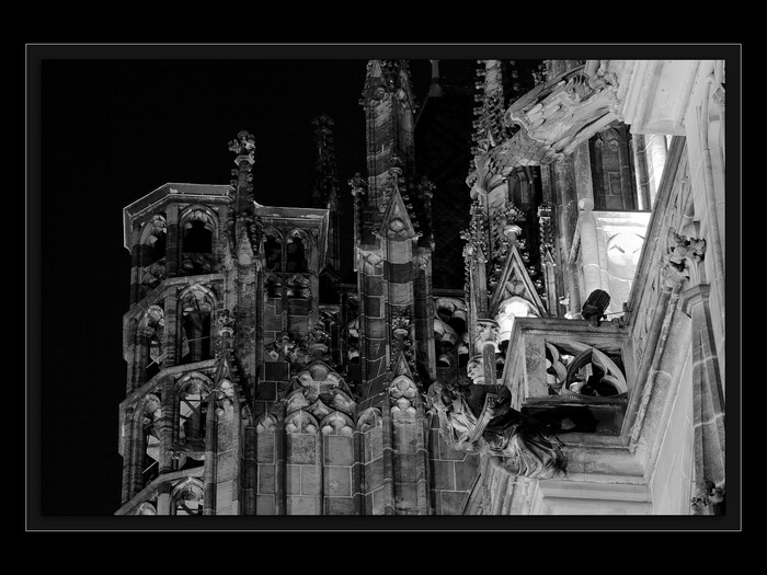 Hvězdná část
Keywords: katedrála;galaktická transformace 2012;vzestup;hvězdné vědomí