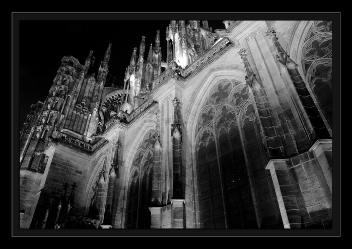 Poodhalení závoje
Keywords: katedrála-hd;galaktická transformace 2012;vzestup;hvězdné vědomí